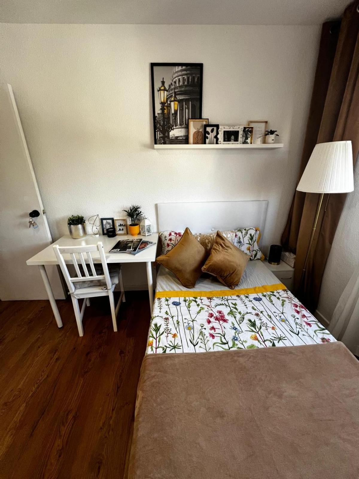 Habitacion En Madrid Eksteriør billede